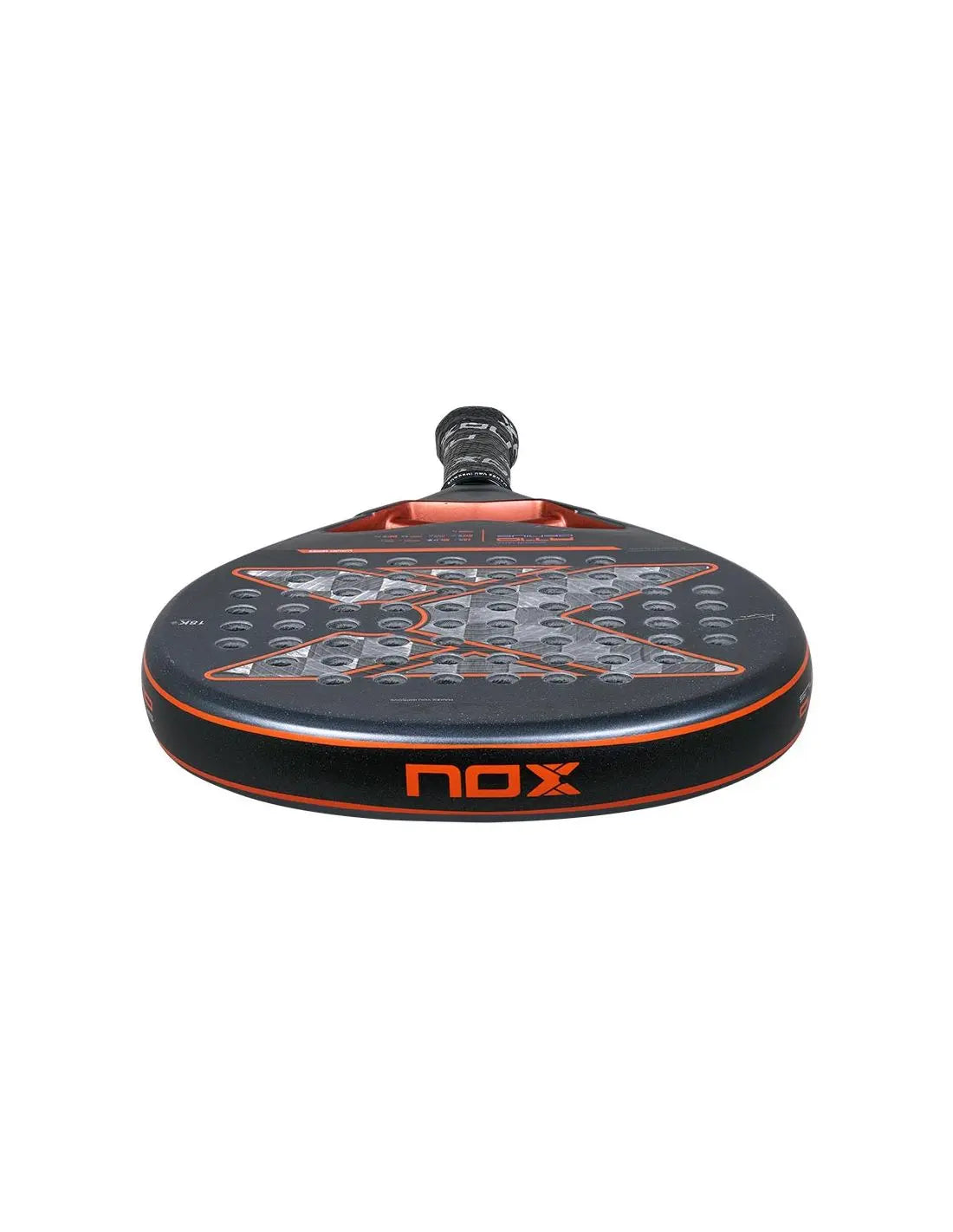 Pala Pádel Nox AT10 Luxury Genius 18K Alum Agustin Tapia 2025