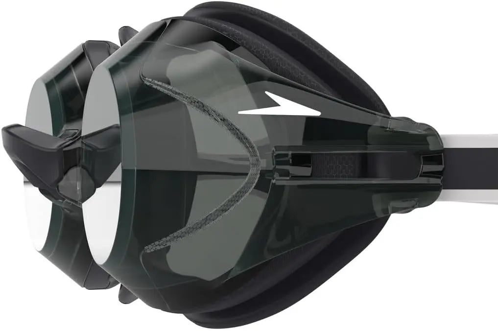 Speedo Vanquisher 3.0 Swimming Goggles