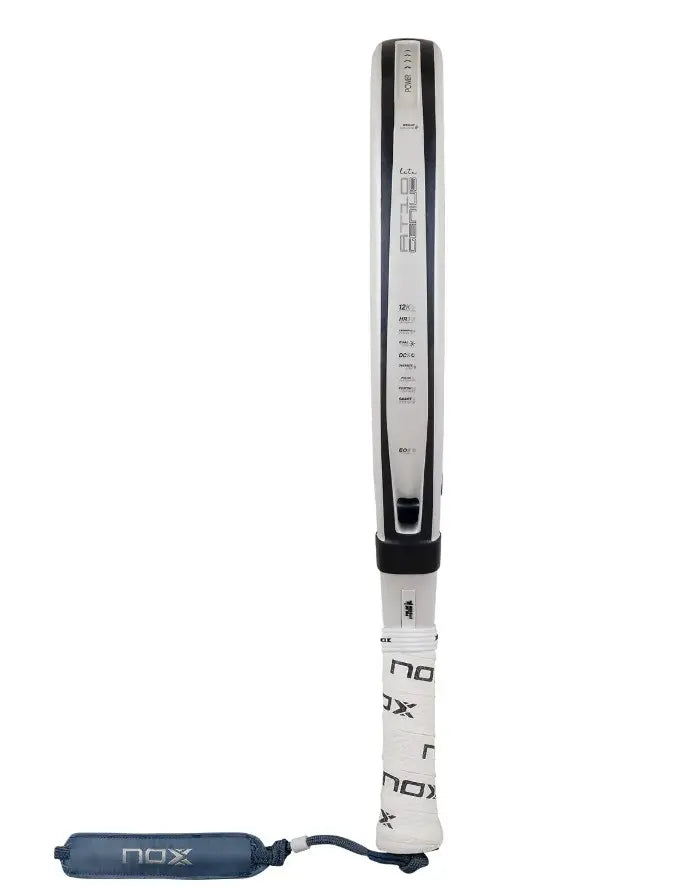 Pala Pádel Nox AT10 Genius 12K Alum Xtrem Lite Agustín Tapia