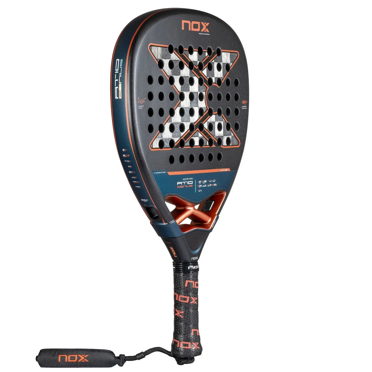 Pala Pádel Nox AT10 Luxury Genius Attack 18K Alum Agustin Tapia 2025