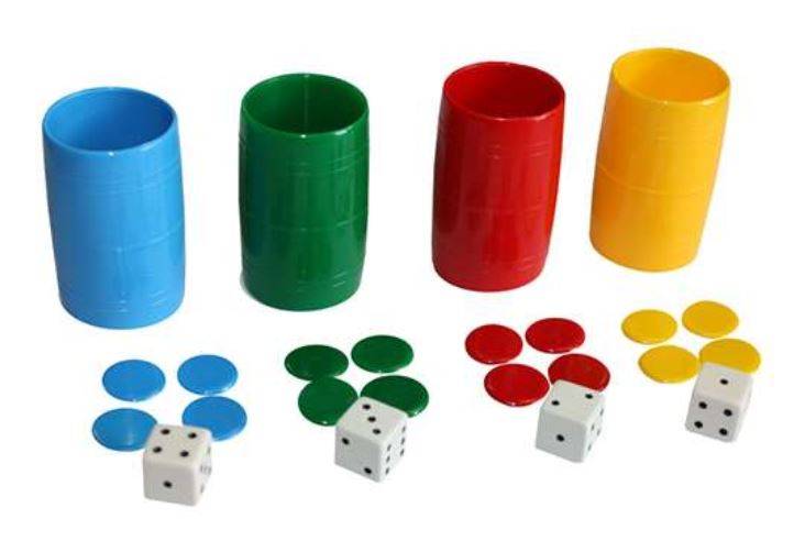 Parchís Set Cubilete Fichas y dados