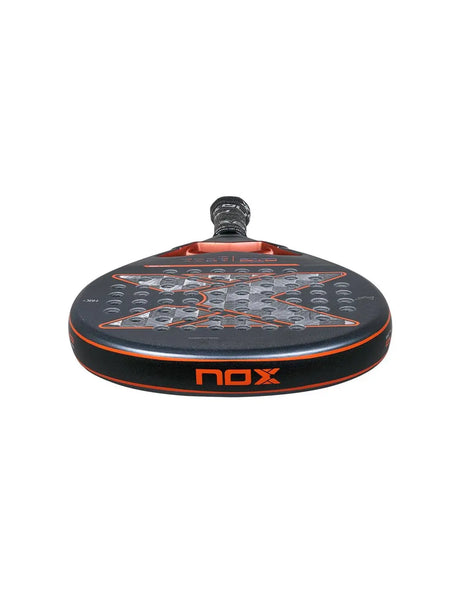 Pala Pádel Nox AT10 Luxury Genius 18K Alum Agustin Tapia 2025