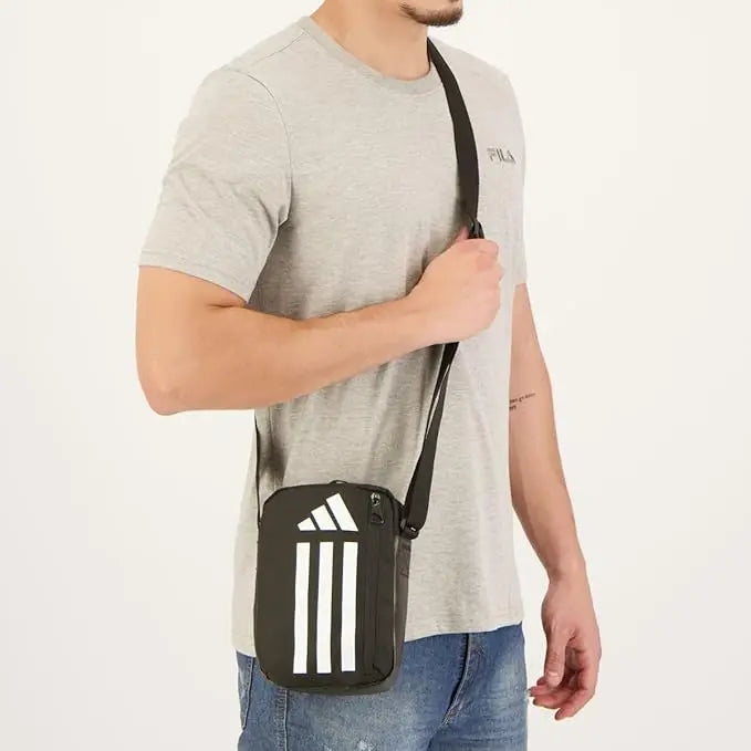 Bolso adidas Essentials Training Negro