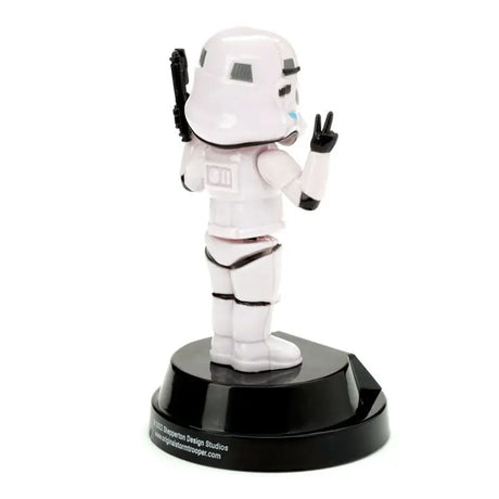 Muñeco Solar Soldado Imperial Stormtrooper Paz